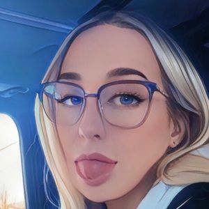 Meet your Posher, August